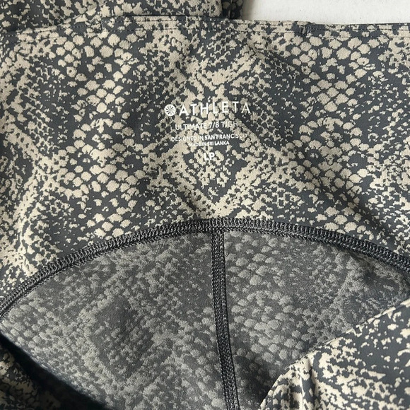 Athleta women’s Ultimate 7/8 Tight leggings L - Picture 4 of 9